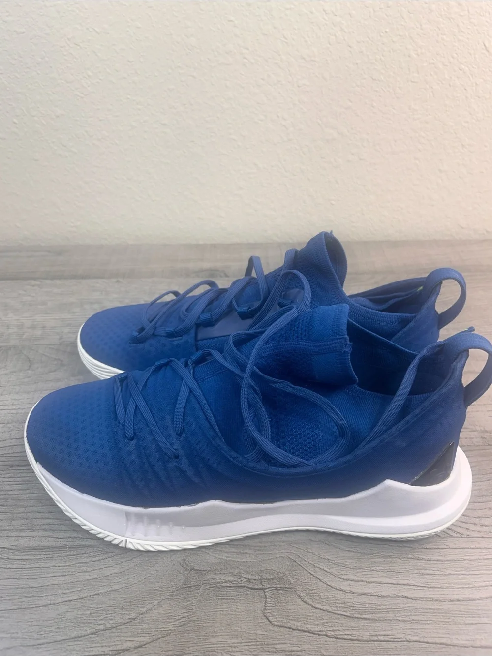 Under Armour Curry 3Z Blue Basketball Shoes Men’s Athletic Sneakers Size 9.5